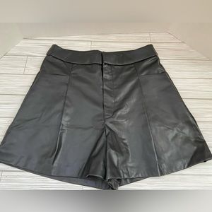 Zara women’s shorts